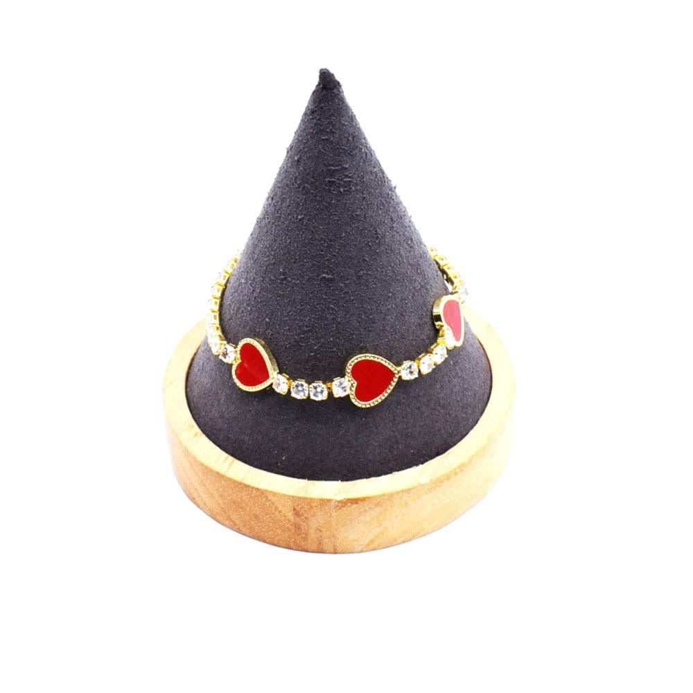 Pulsera con dije de corazón dorado