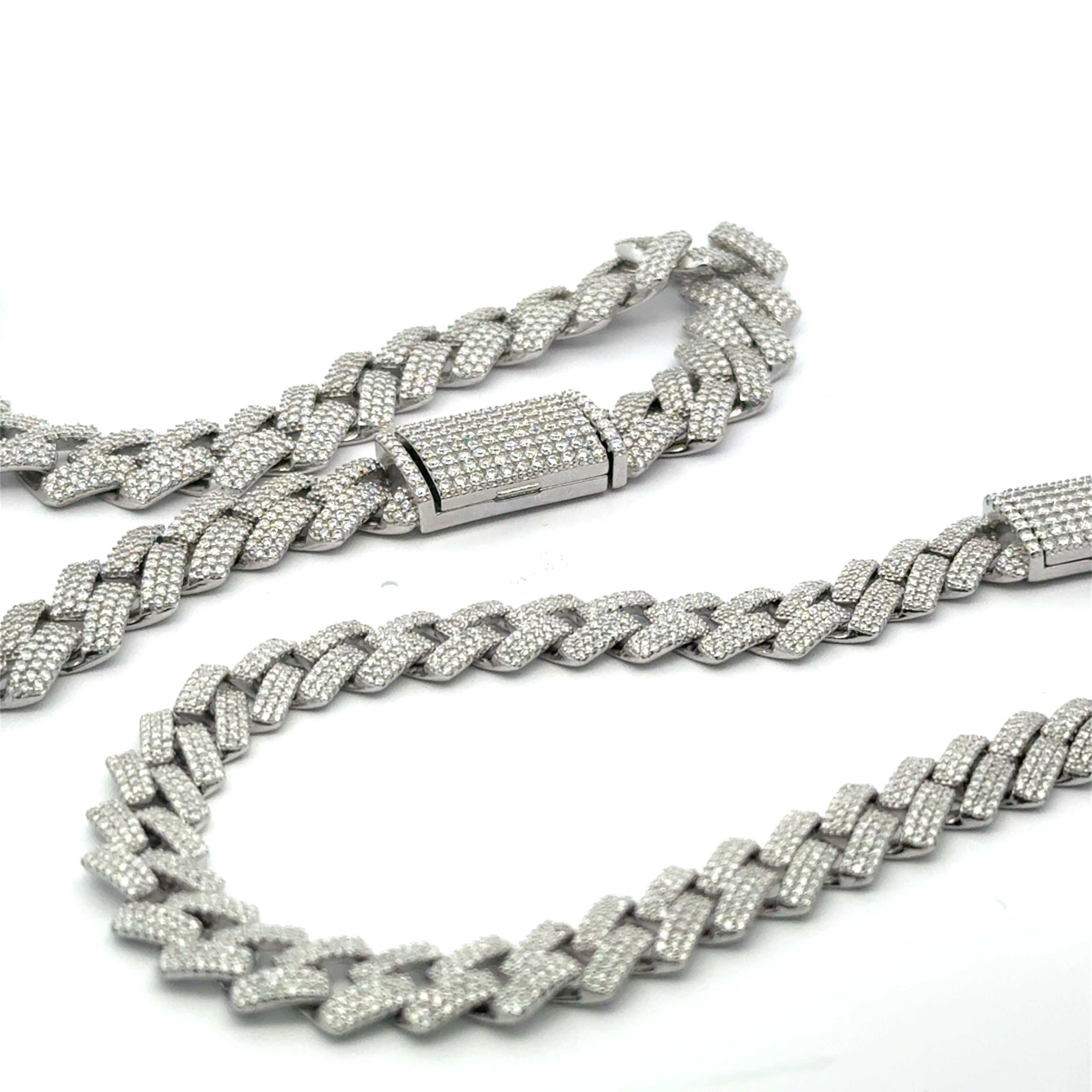 VVS Moissanite Set – Bracelet & Chain