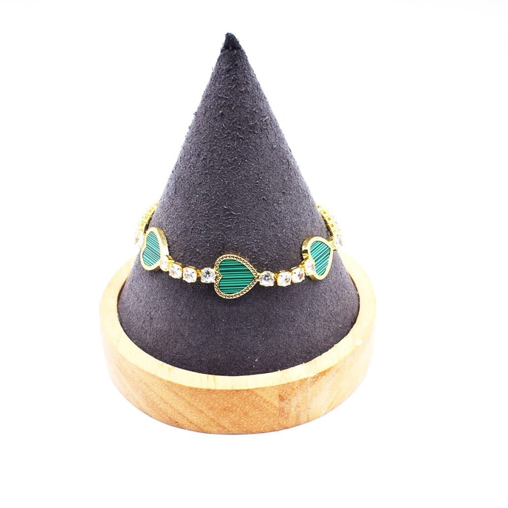 Pulsera con dije de corazón dorado