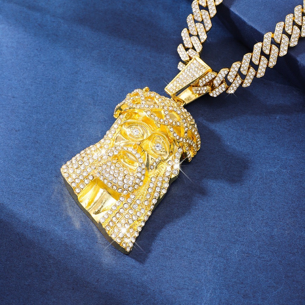 Collar con colgante de Jesús con diamantes de imitación y cadena de eslabones cubanos – 23”