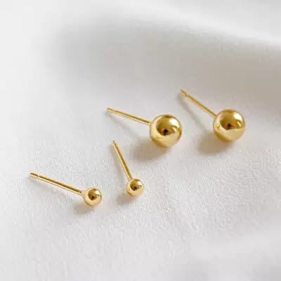 Pendientes de bola