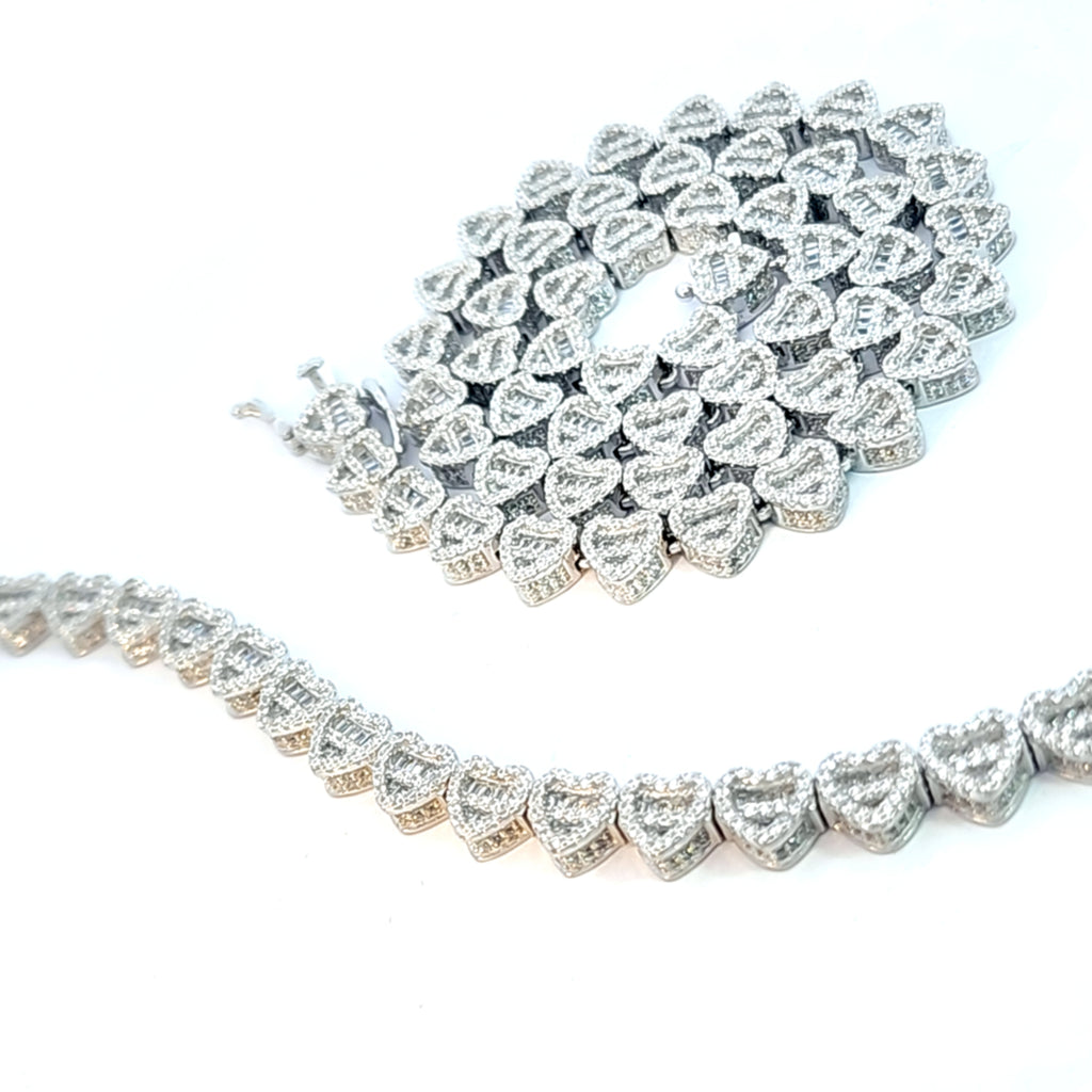 Conjunto de gargantilla de corazón con baguette de plata