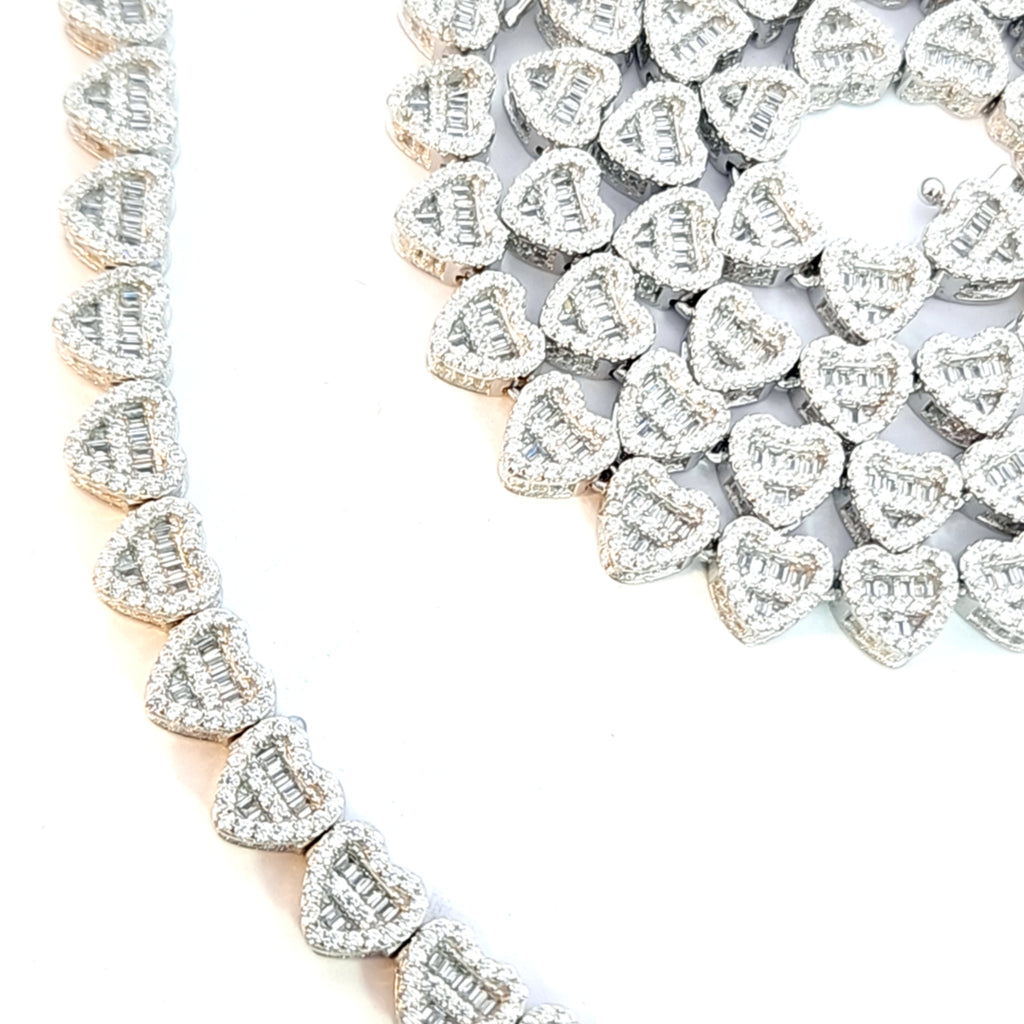 Conjunto de gargantilla de corazón con baguette de plata