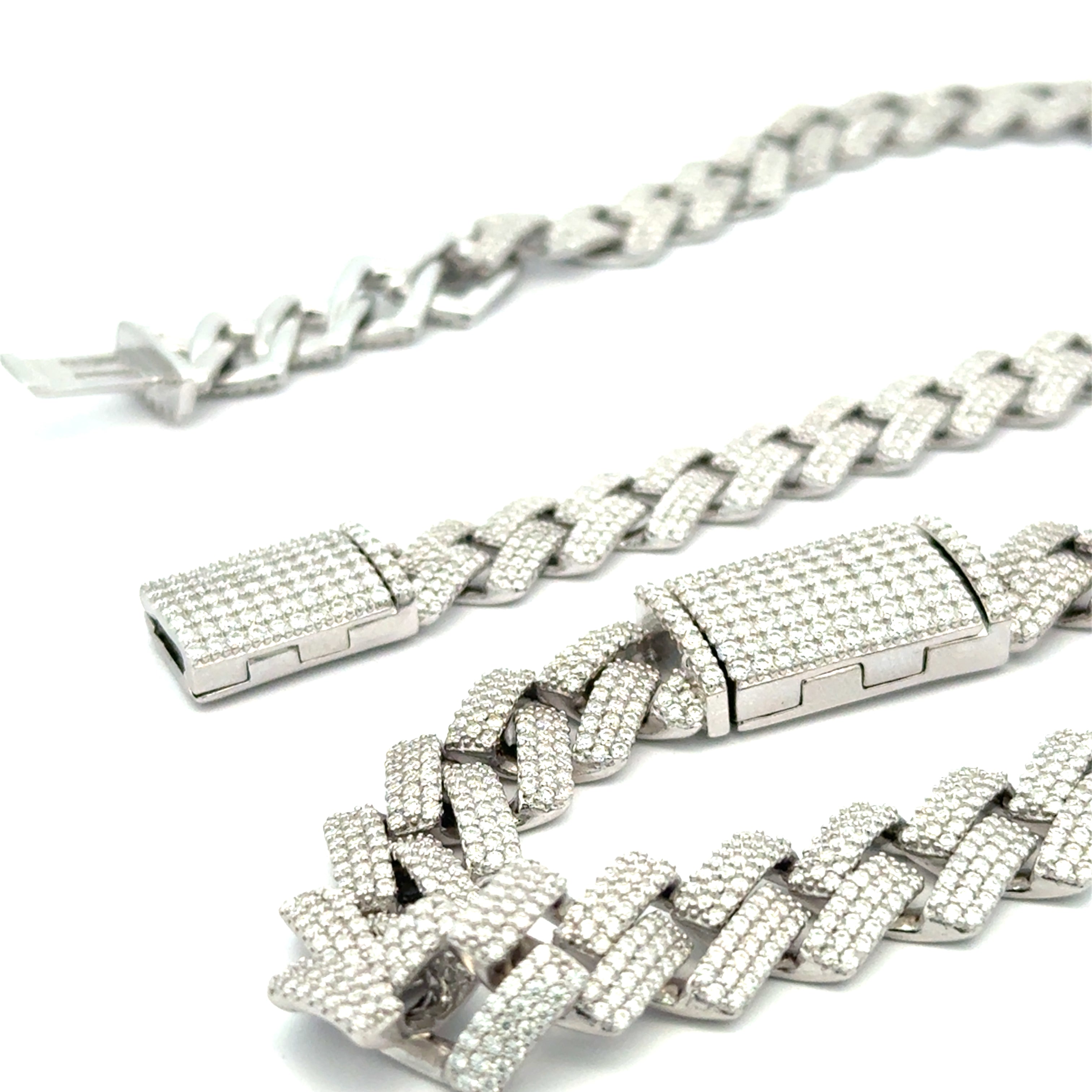 VVS Moissanite Set – Bracelet & Chain