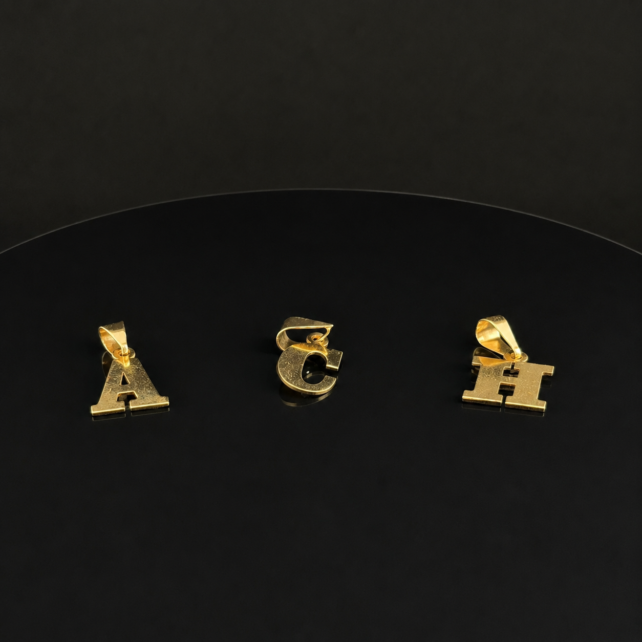 10K Gold Initial Pendant Necklace 18” Chain