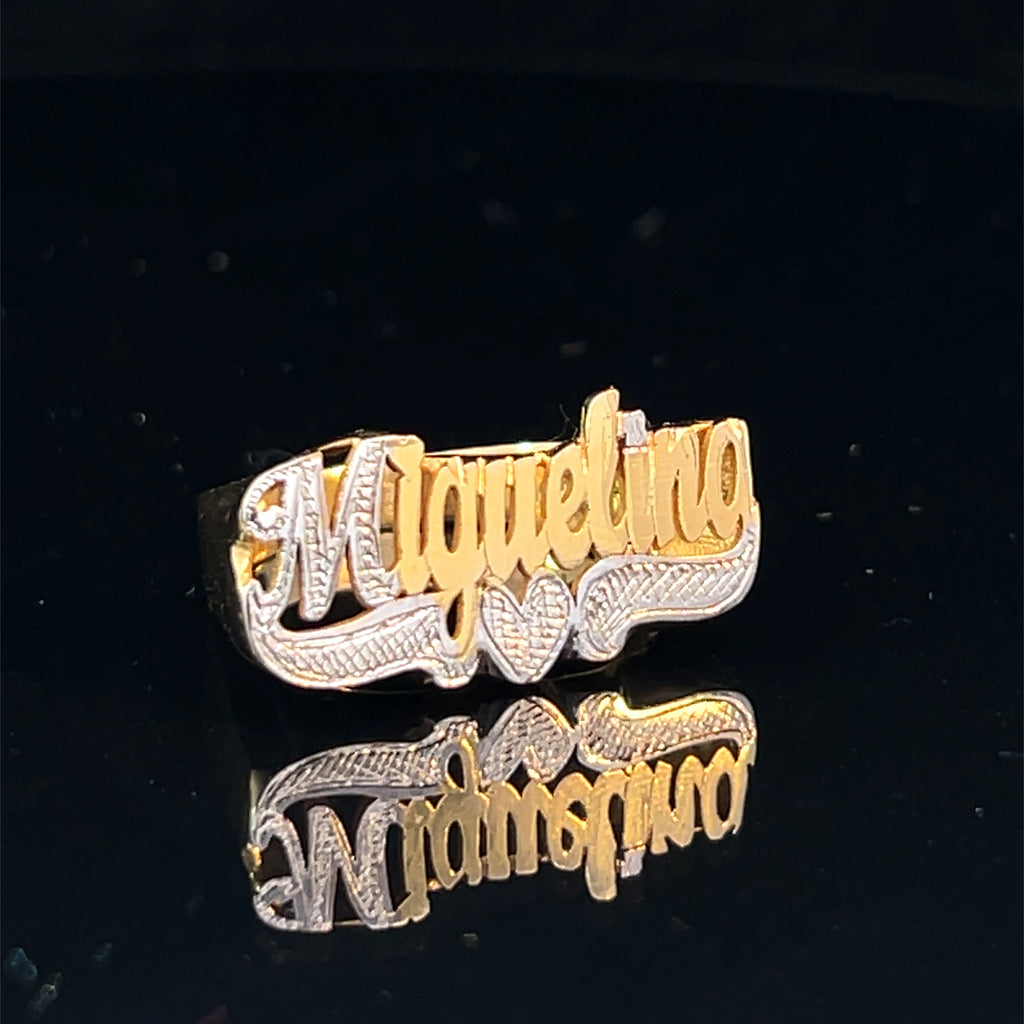 Anillo con nombre personalizado