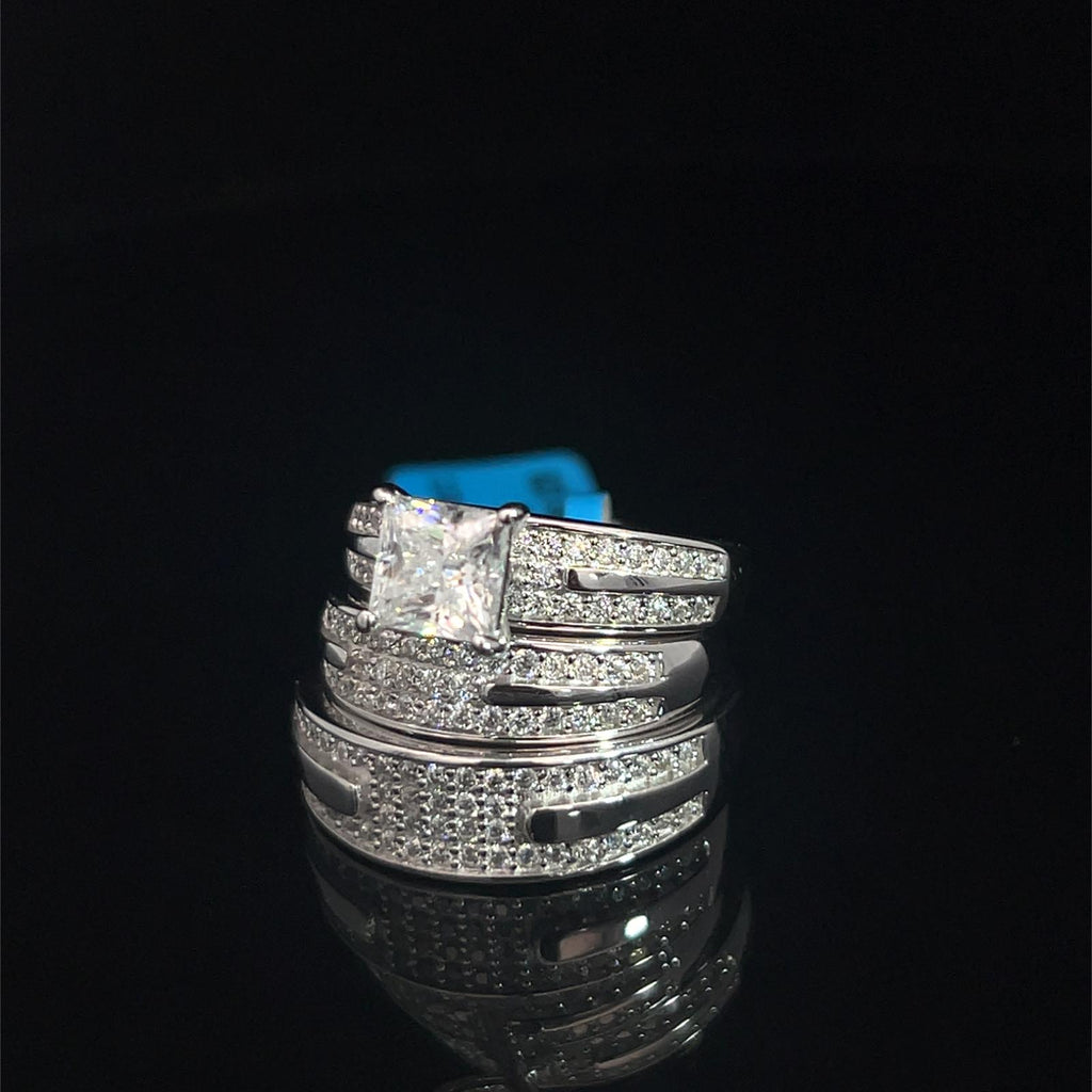 Anillo de compromiso cuadrado