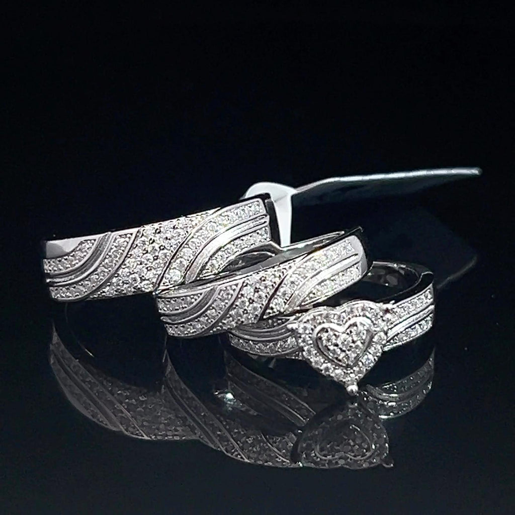 Anillos de corazón comprometido